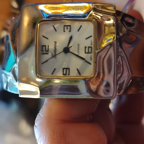 Geneva Two-Tone Cuff Watch - Picture 4 of 8